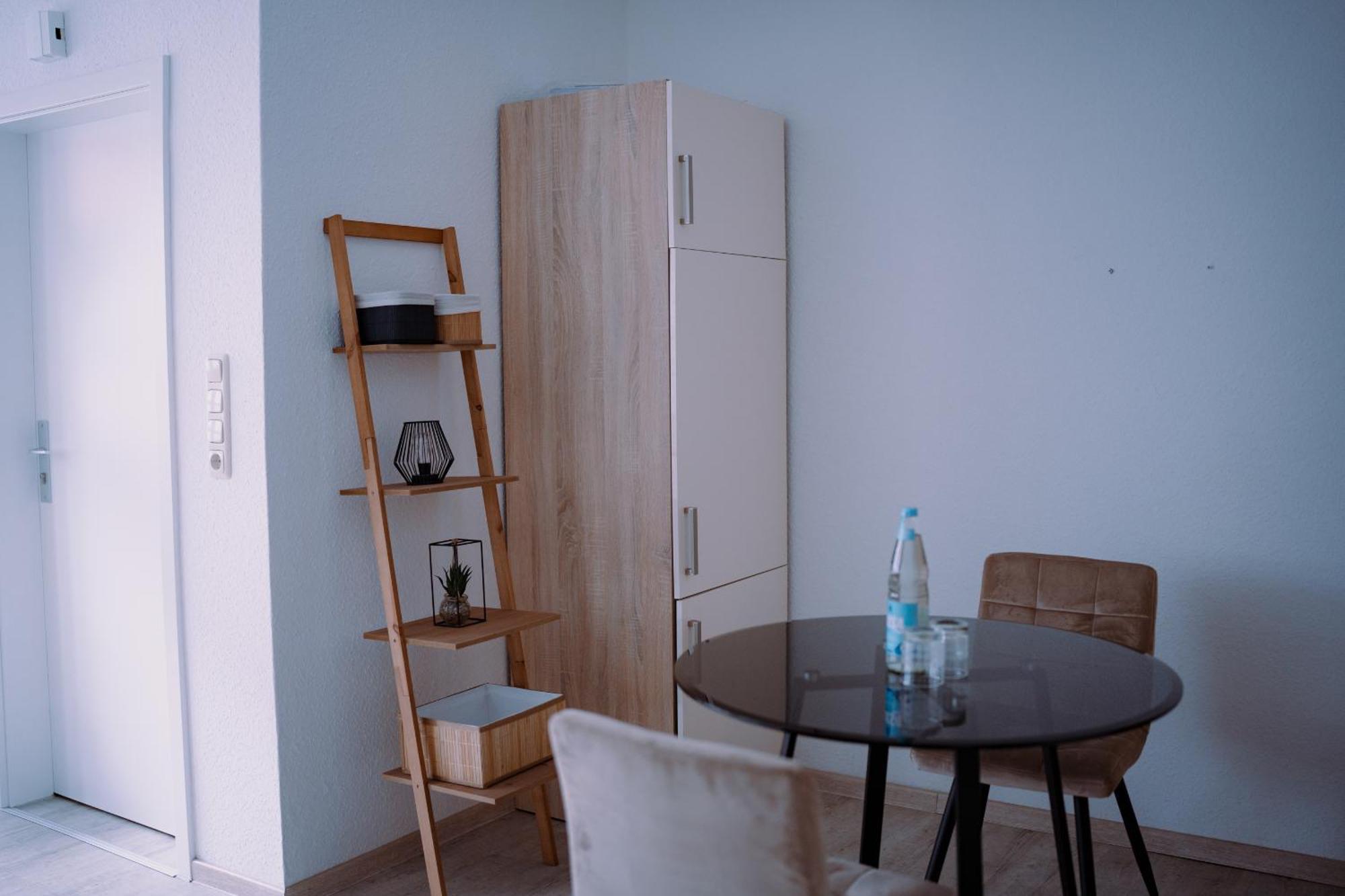 Schoenes Apartment In Der Altstadt , Kostenlose Parkplaetze In Der Naehe 埃姆登 外观 照片