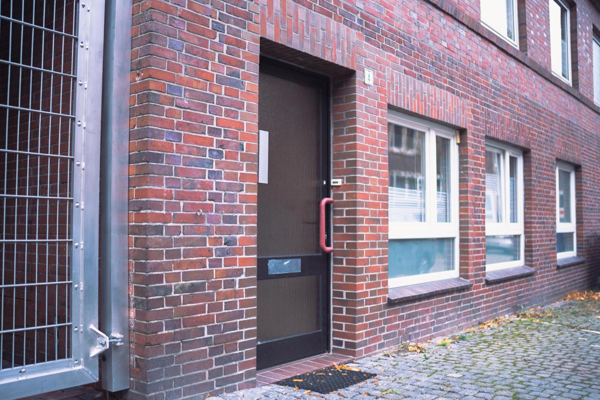 Schoenes Apartment In Der Altstadt , Kostenlose Parkplaetze In Der Naehe 埃姆登 外观 照片